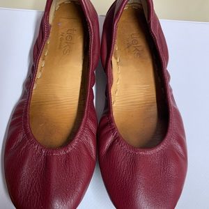 Tieks flats size 7